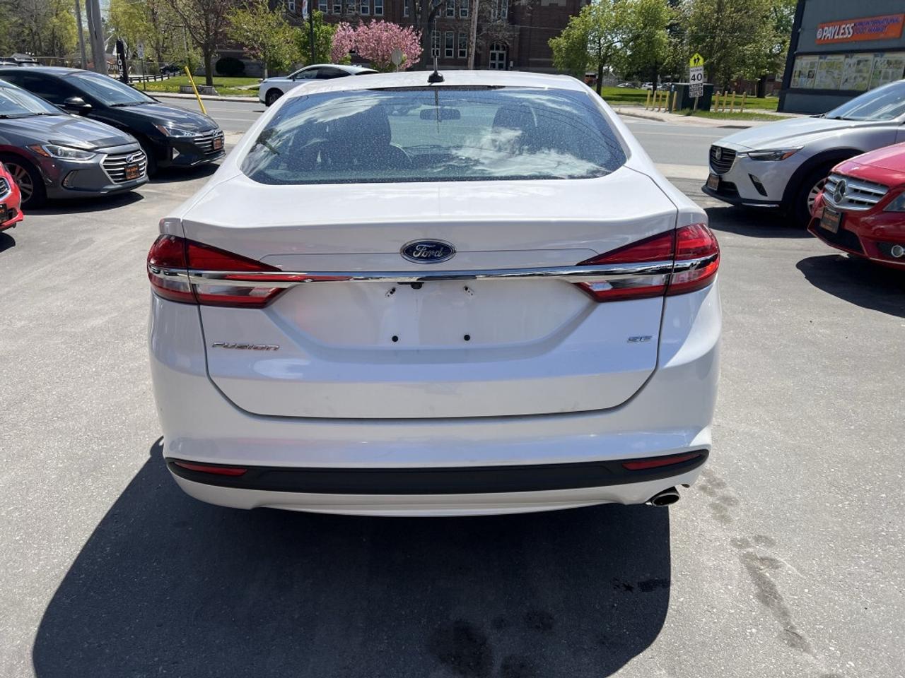 2018 Ford Fusion SE 4dr Front-wheel Drive Sedan Automatic Photo4