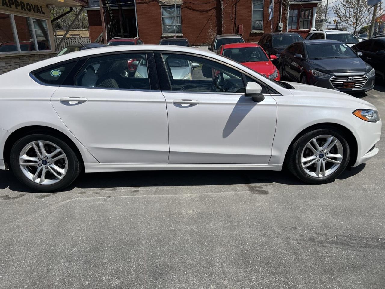 2018 Ford Fusion SE 4dr Front-wheel Drive Sedan Automatic Photo