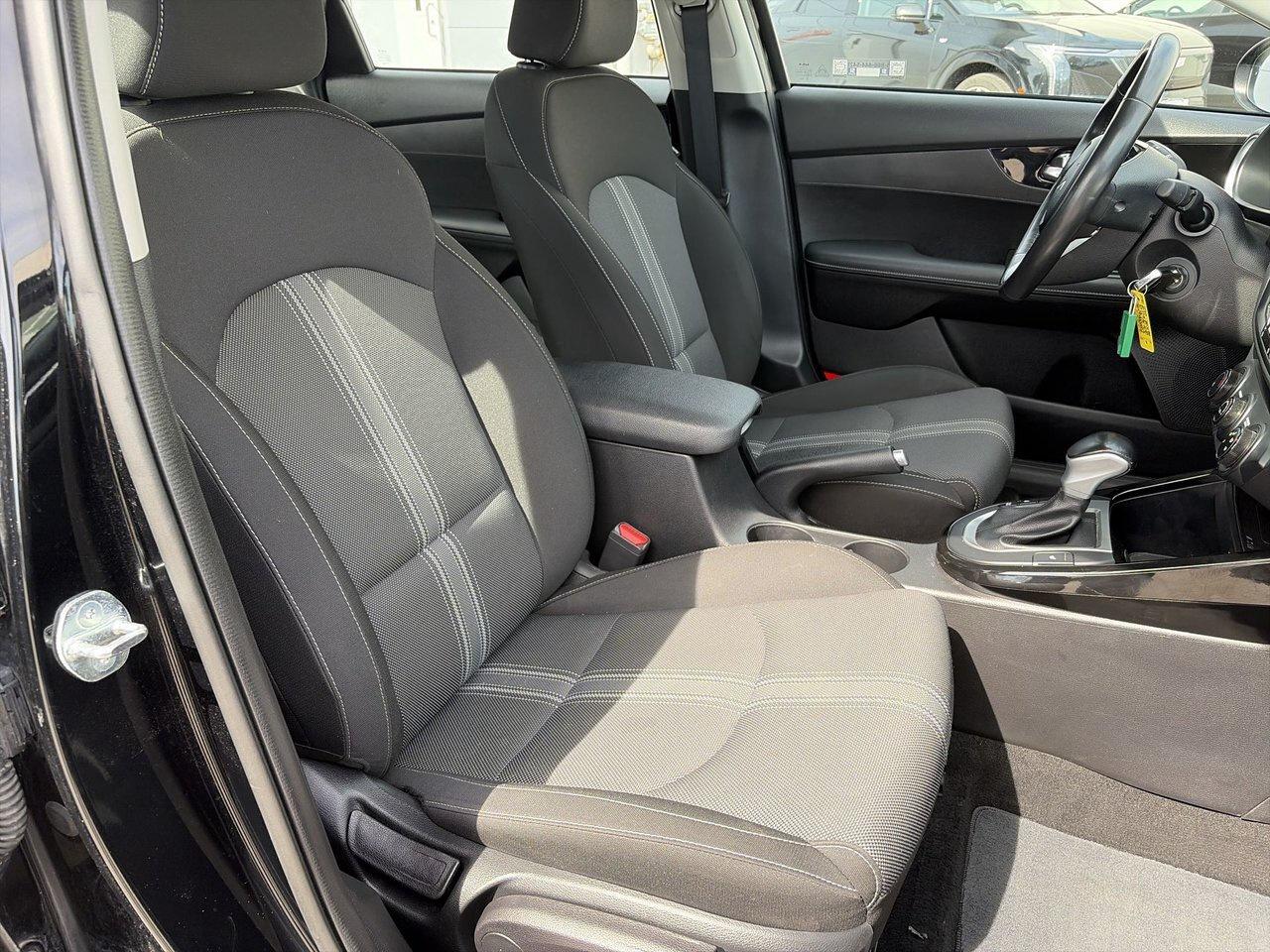 2023 Kia Forte EX Clean CarFax Heated Steering Blind0Spot Lane Ke Photo