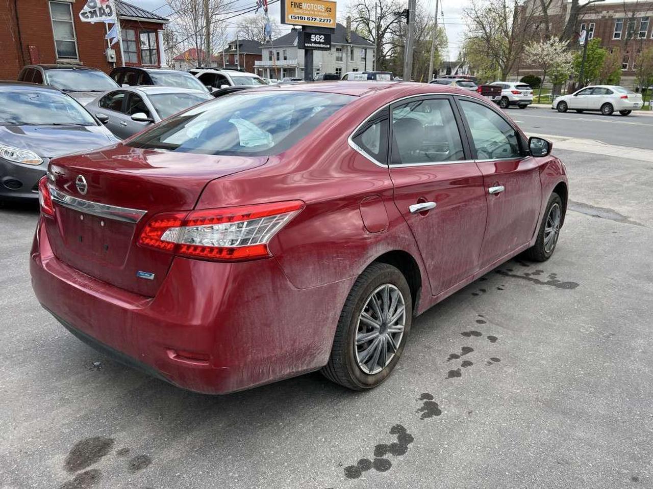 2014 Nissan Sentra S 4dr Sedan Photo4