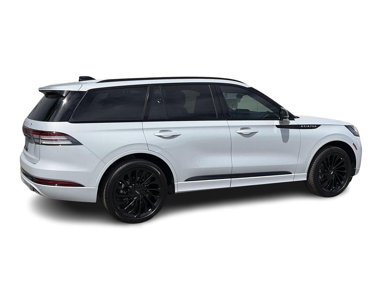 2025 Lincoln Aviator Reserve 201A Luxury Package Jet Appearance Package Photo