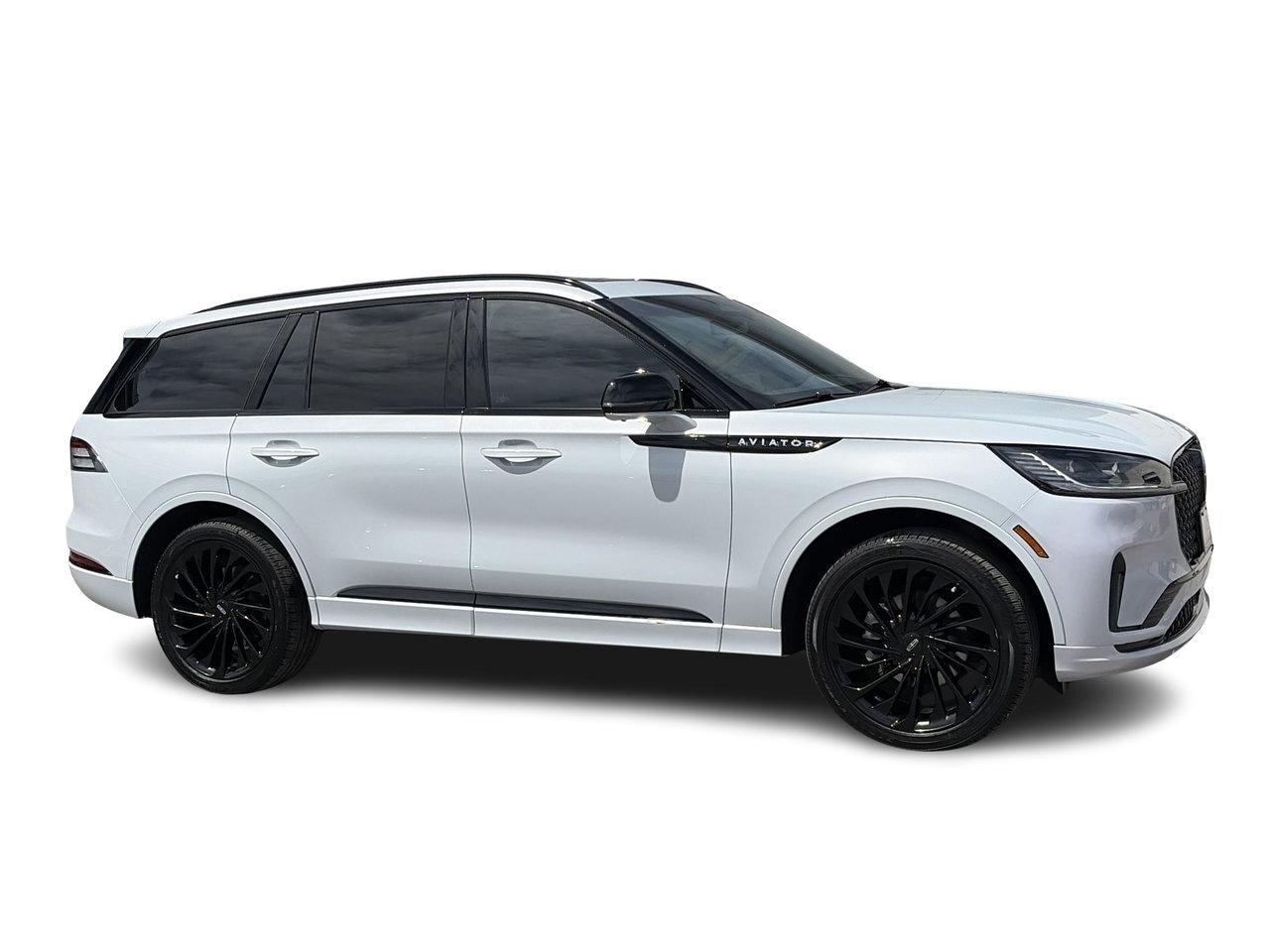 2025 Lincoln Aviator Reserve 201A Luxury Package Jet Appearance Package Photo