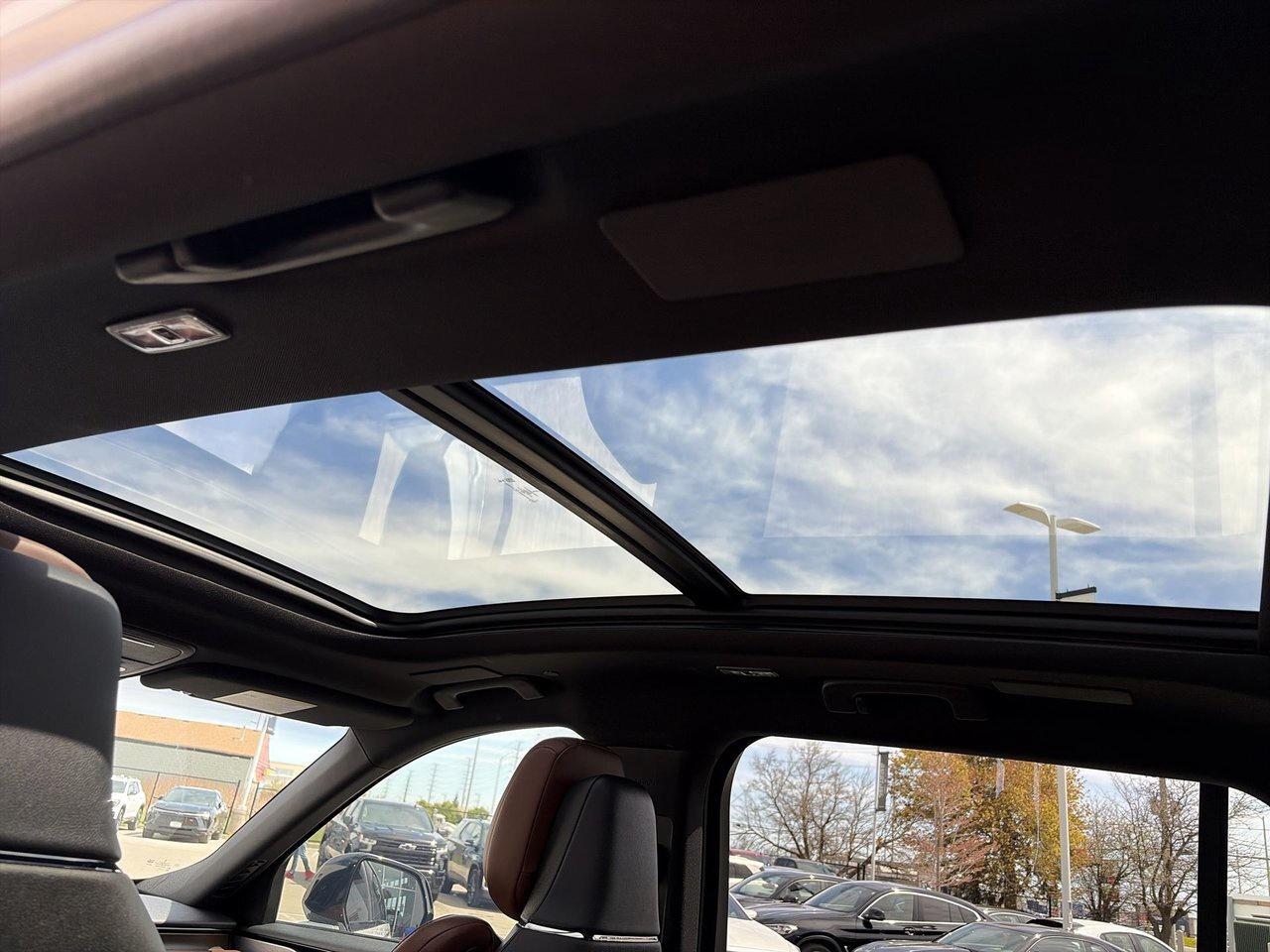 2025 Lincoln Aviator Reserve 201A Luxury Package Jet Appearance Package Photo