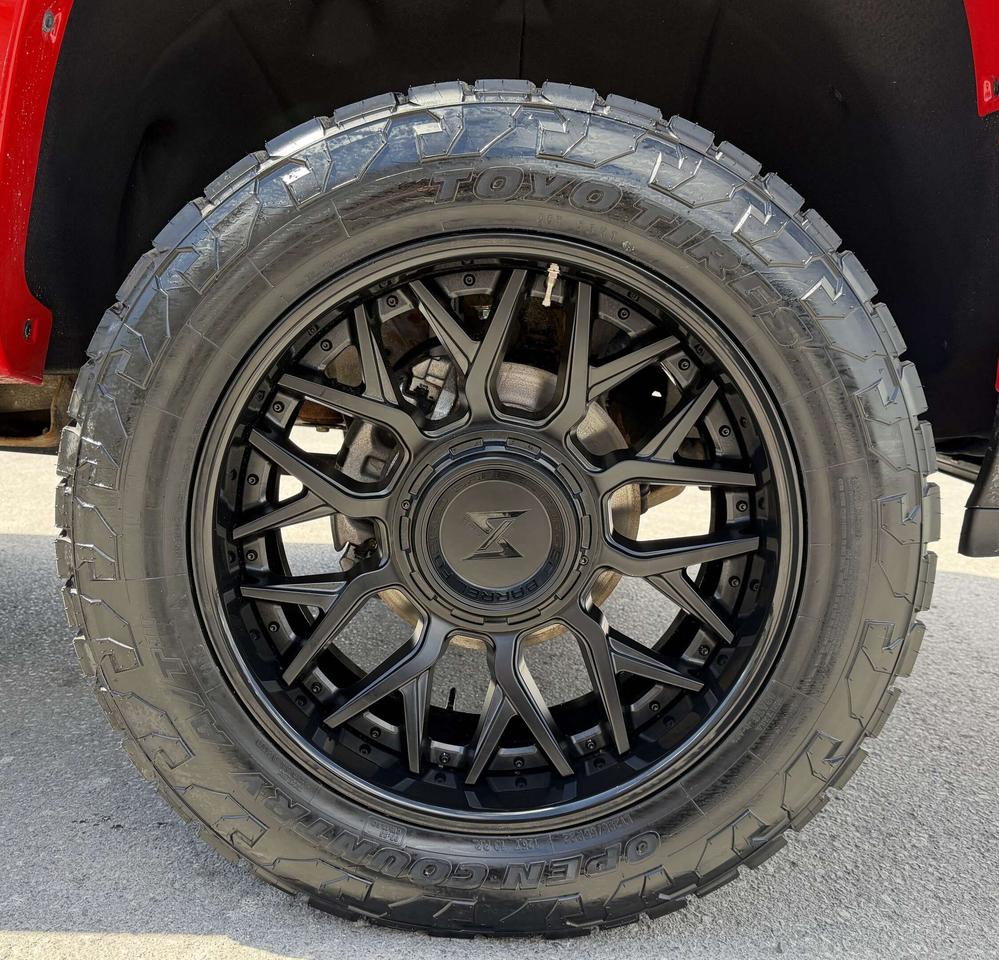 2024 Chevrolet Silverado 3500 LTZ LIFT/WHEEL/TIRE PKG!! Photo
