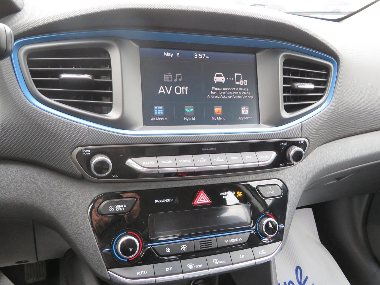 2019 Hyundai IONIQ Essential Hatchback Photo