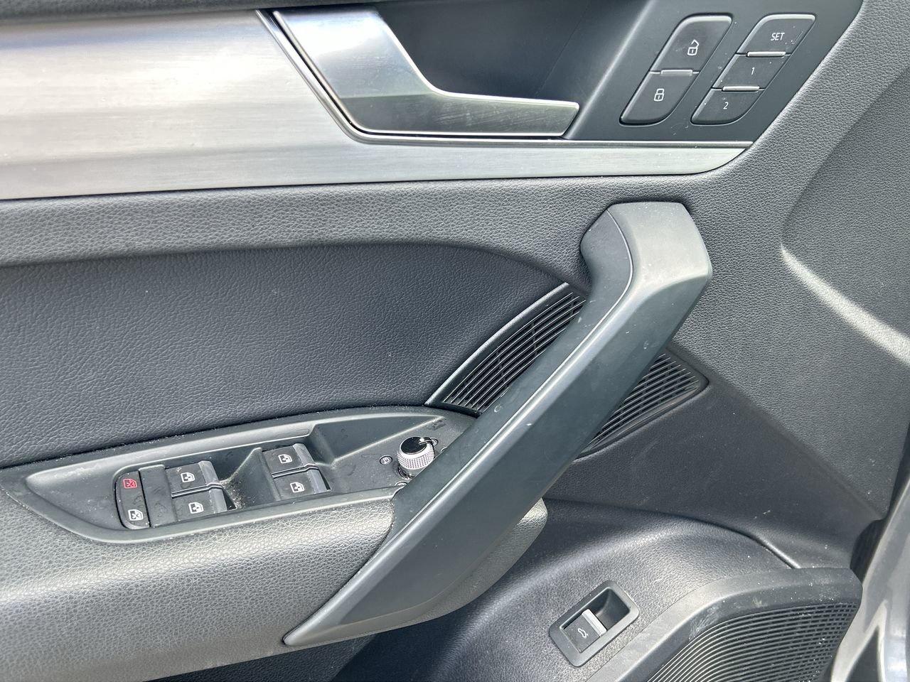 2018 Audi Q5 2.0T Technik   S Line Black   Comfort Interior Photo