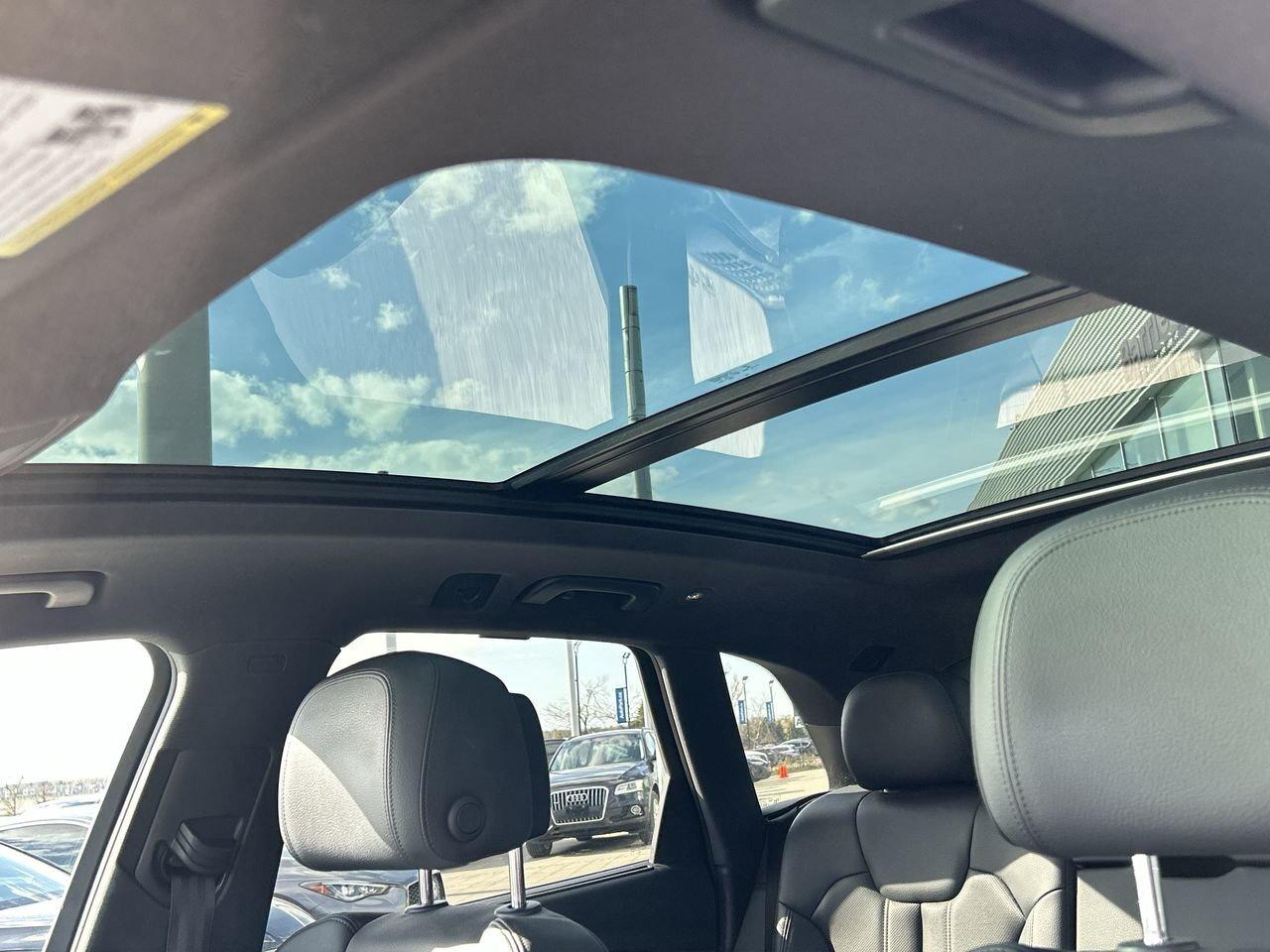 2018 Audi Q5 2.0T Technik   S Line Black   Comfort Interior Photo