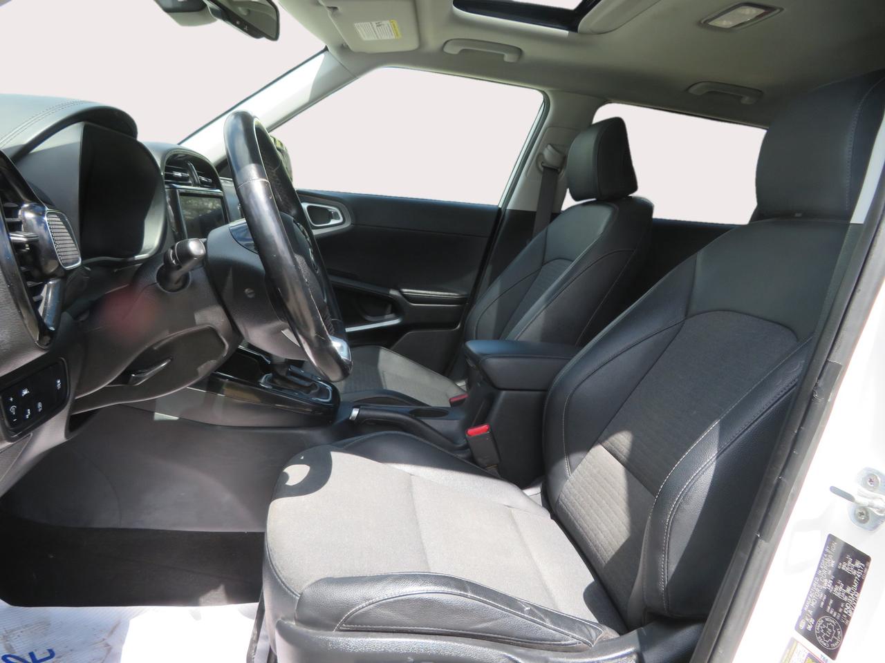 2021 Kia Soul EX IVT *Ltd Avail* Photo