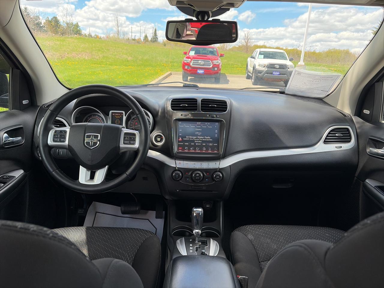 2017 Dodge Journey SXT V6 FWD   Nav.   Sunroof   DVD   Remote Start Photo