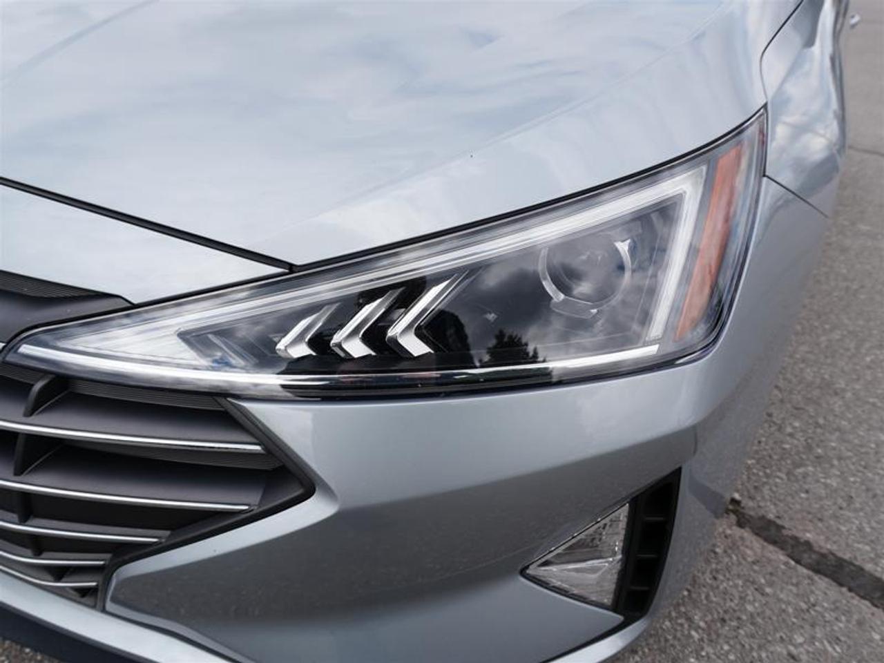 2020 Hyundai Elantra Preferred w-Sun & Safety Package IVT Photo