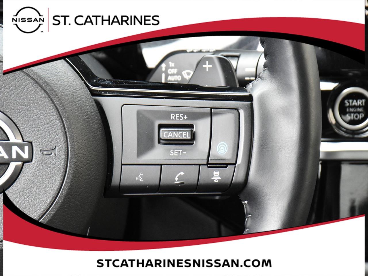 2024 Nissan Pathfinder Platinum Photo
