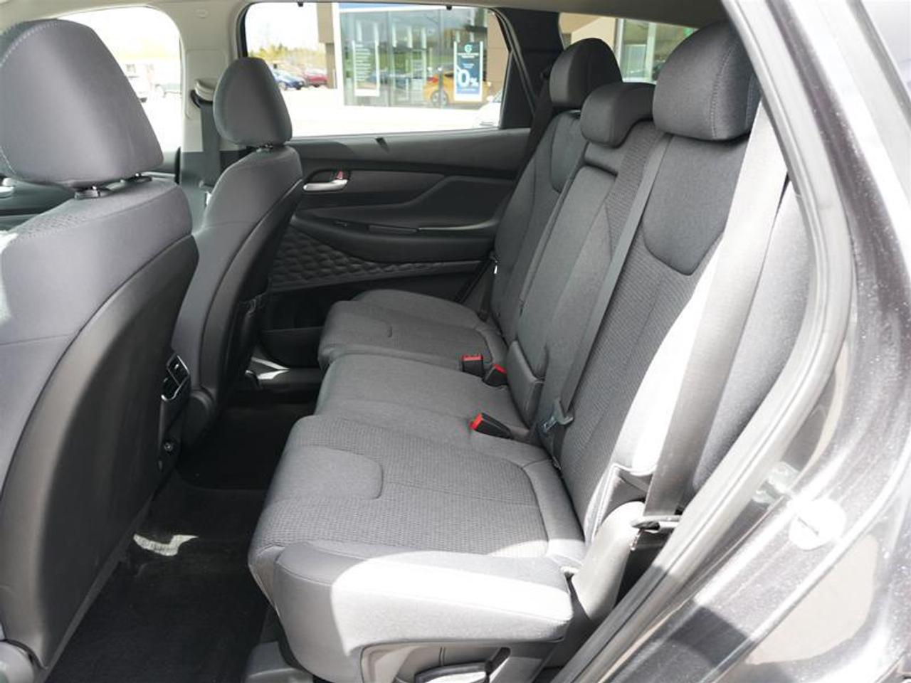 2023 Hyundai Santa Fe  Photo4