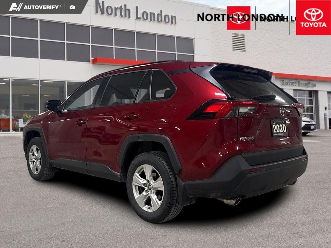 2020 Toyota RAV4 XLE 4dr Front-wheel Drive Photo3