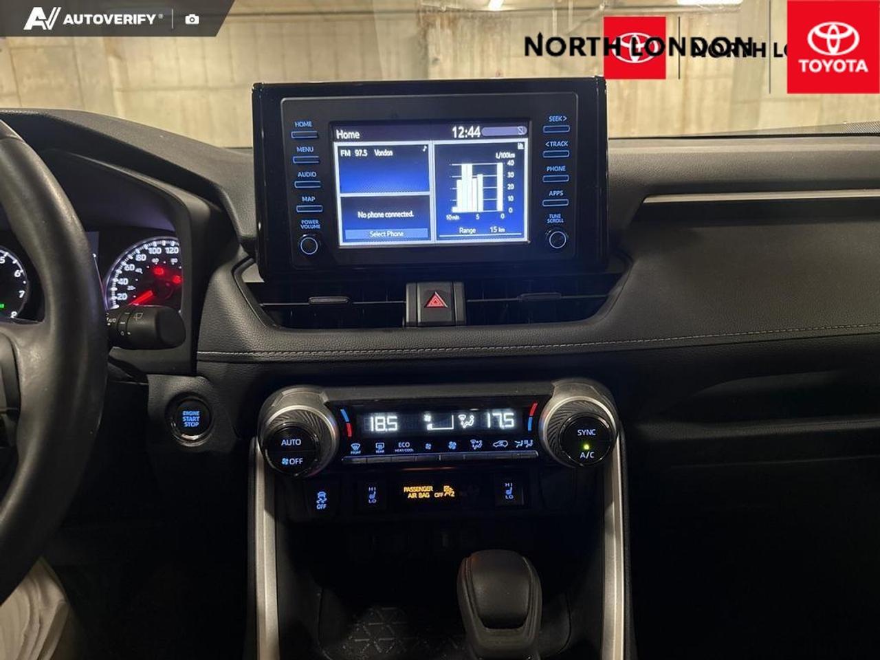 2020 Toyota RAV4 XLE 4dr Front-wheel Drive Photo