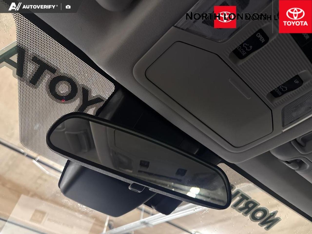 2020 Toyota RAV4 XLE 4dr Front-wheel Drive Photo