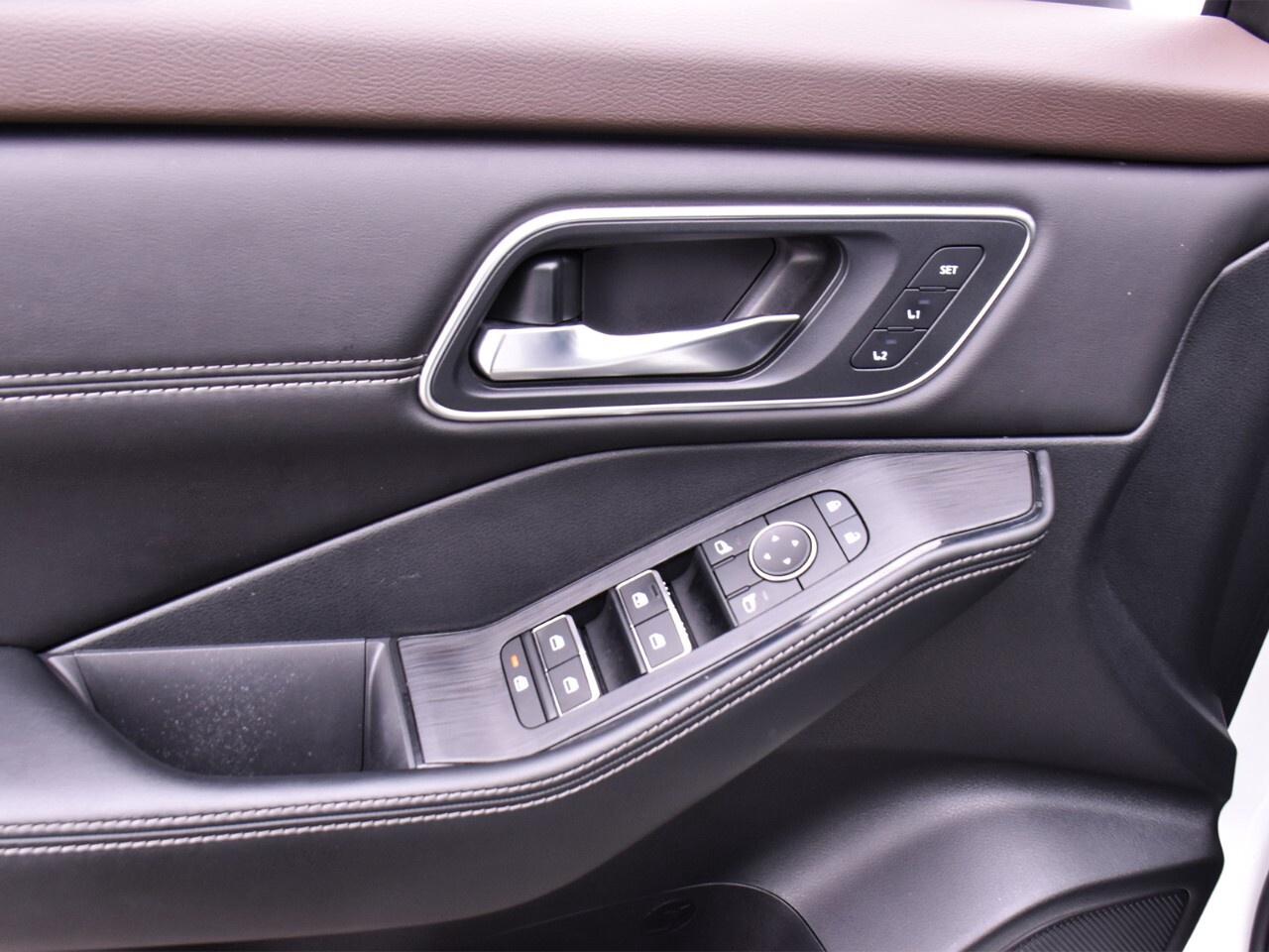 2023 Nissan Rogue FULLY LOADED, BOSE AUDIO, HEADS UP DISPLAY Photo