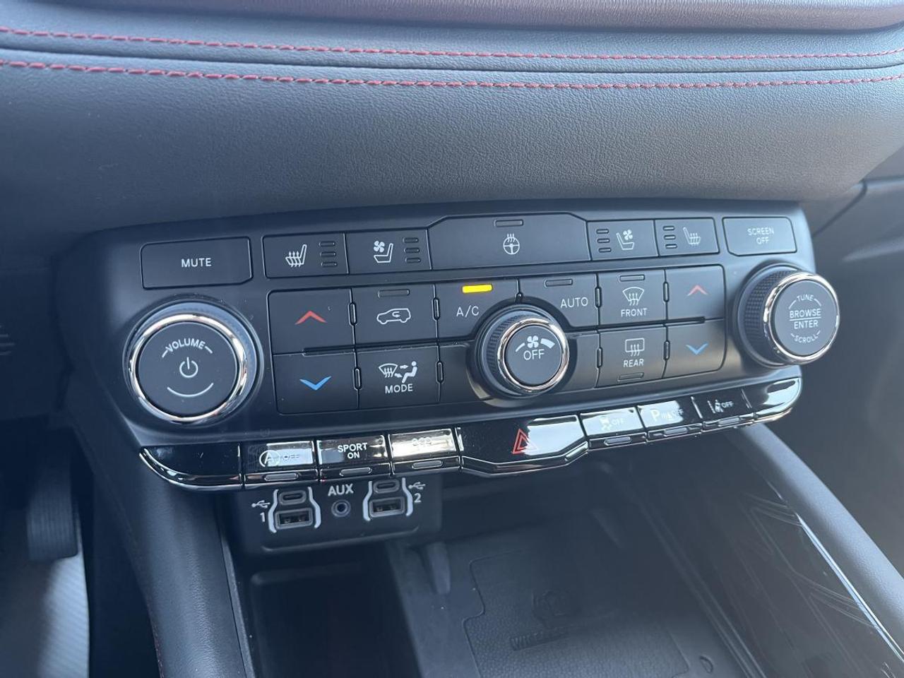 2024 Dodge Durango Citadel AWD Photo