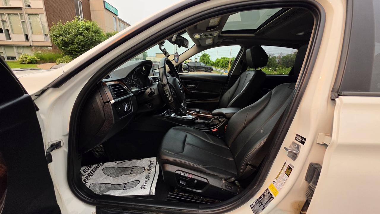2013 BMW 3-Series 328i xDrive Photo