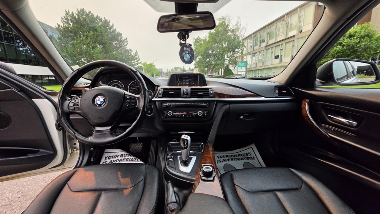 2013 BMW 3-Series 328i xDrive Photo