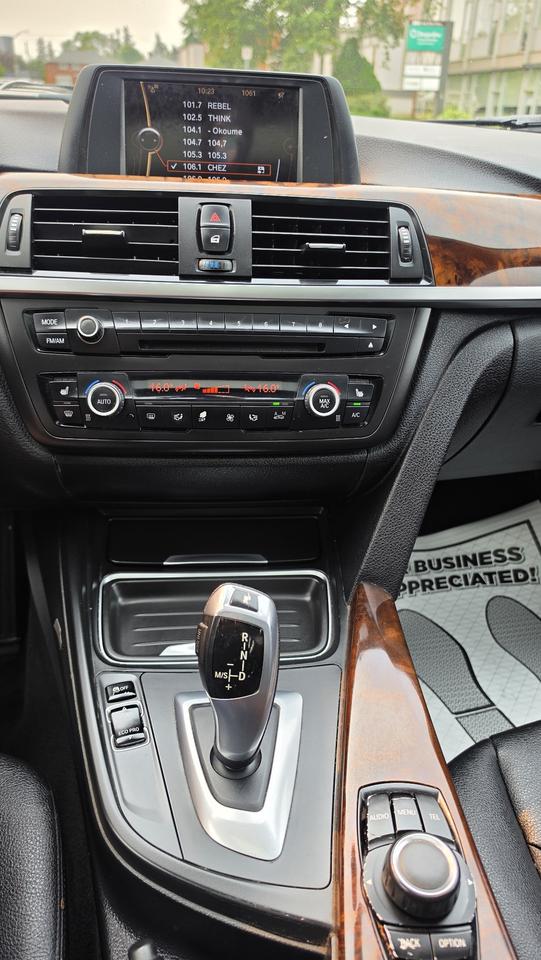 2013 BMW 3-Series 328i xDrive Photo