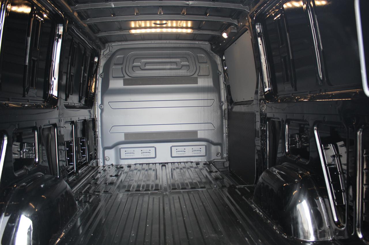 2021 Mercedes-Benz Sprinter 4X4" - "LOW ROOF" - "3.0L DIESEL" - LEATHER Photo