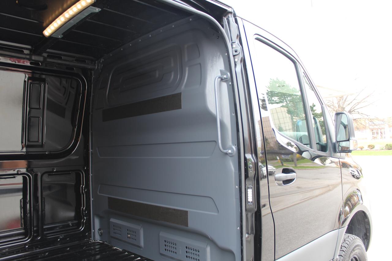 2021 Mercedes-Benz Sprinter 4X4" - "LOW ROOF" - "3.0L DIESEL" - LEATHER Photo