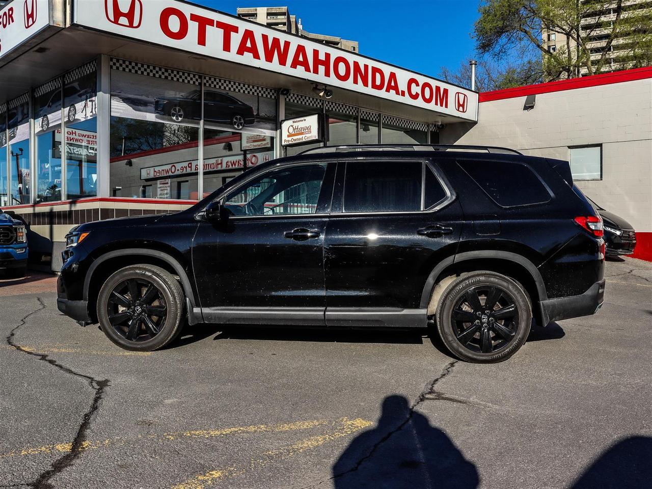 2023 Honda Pilot Black Edition NAVI LEATHER SUNROOF Photo