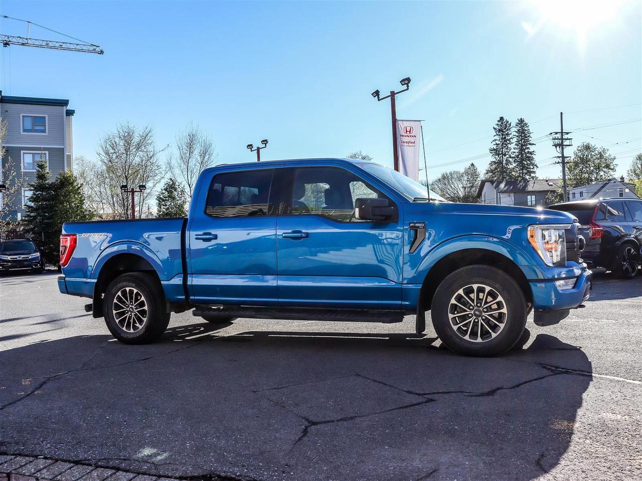 2021 Ford F-150 XLT Photo