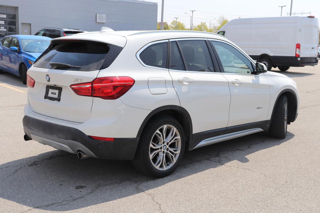 2017 BMW X1 NO ACCIDENTS SUPER LOW KMS Photo