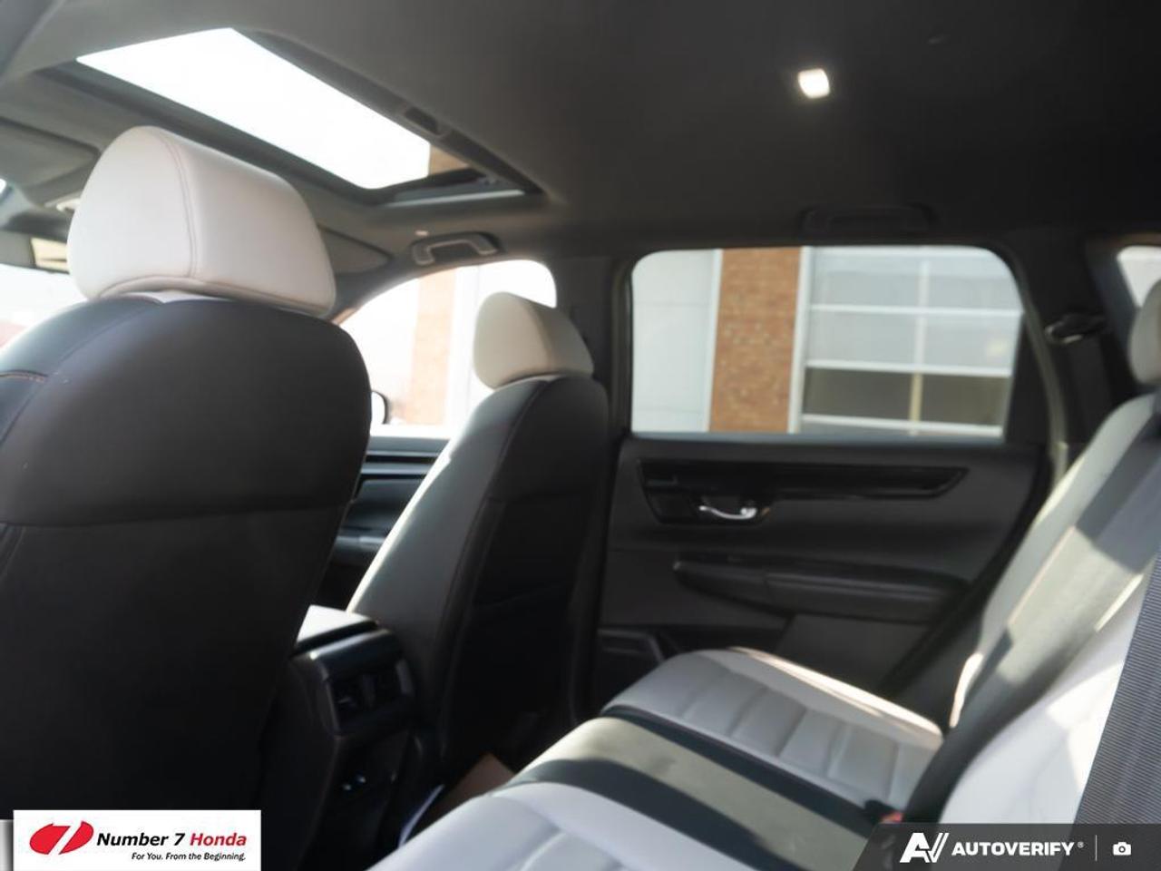 2024 Honda CR-V Hybrid Touring *EXTENDED FACTORY WARRANTY*NO REPORTED ACC Photo