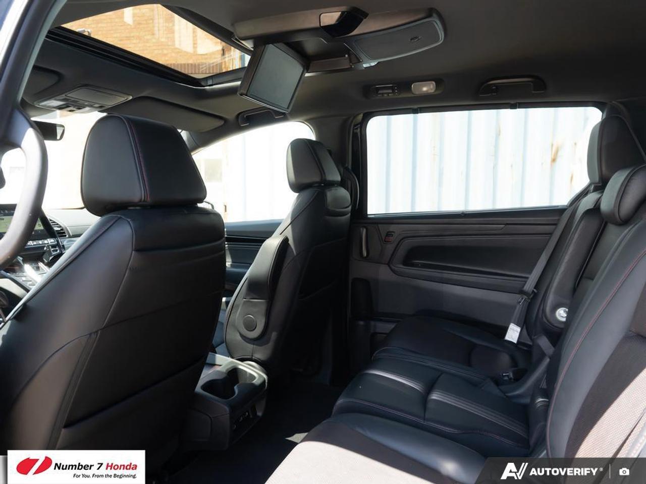 2024 Honda Odyssey Black Edition *EXTENDED FACTORY WARRANTY*NO REPORT Photo