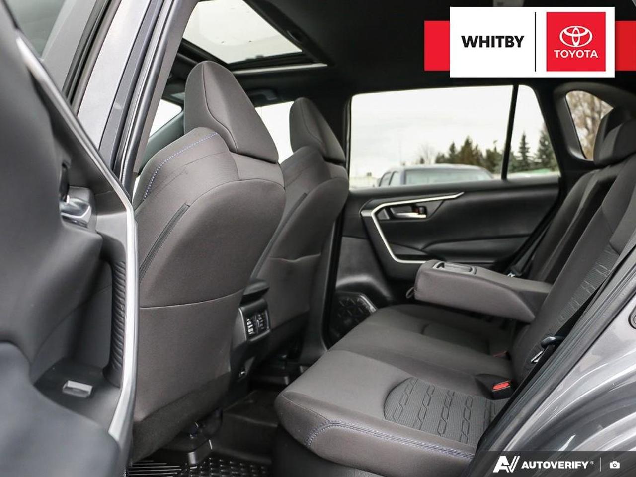 2023 Toyota RAV4 SE 2.5L Photo