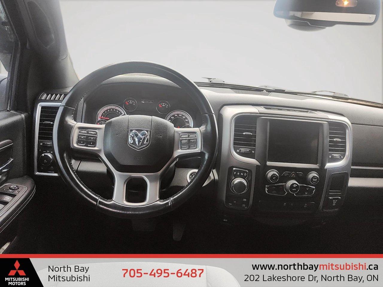 2022 RAM 1500 Classic WARLOCK Photo
