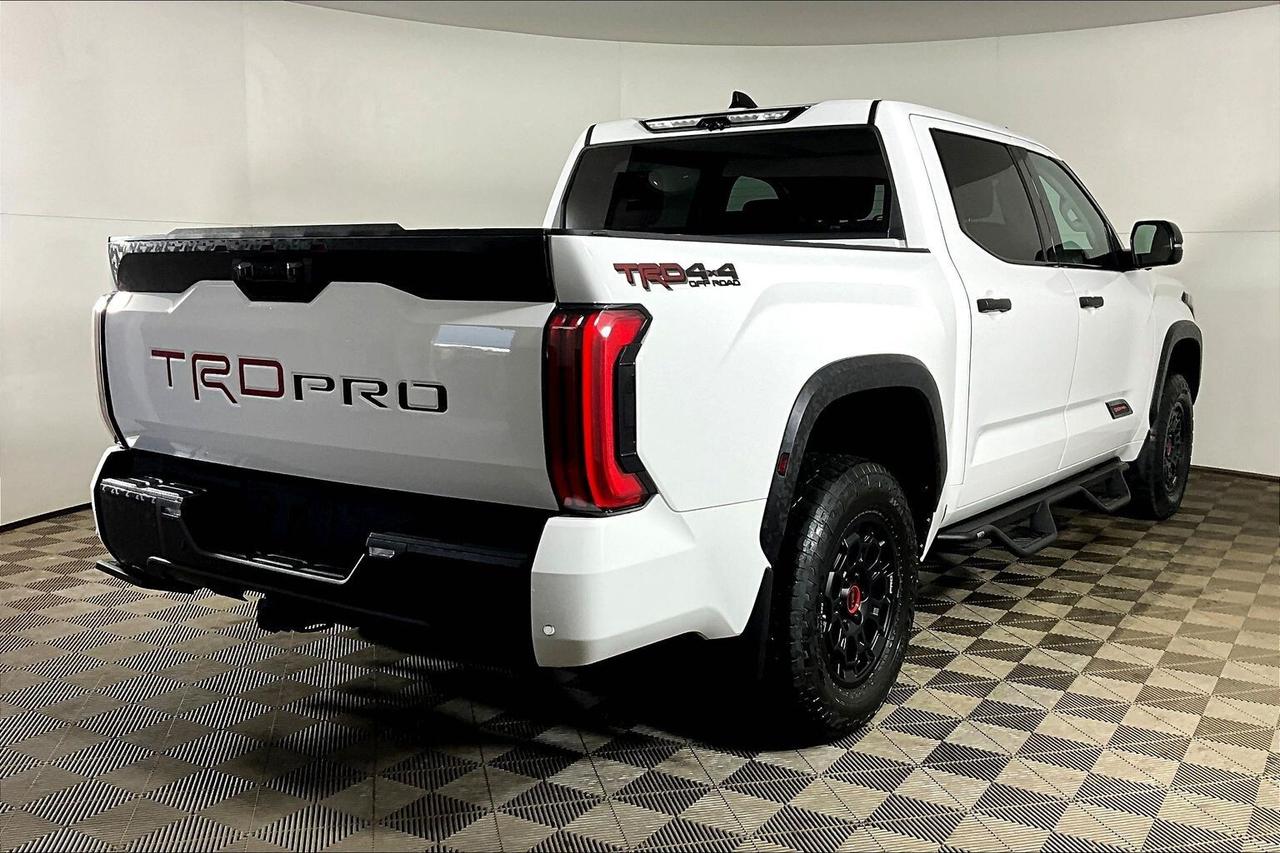 2023 Toyota Tundra 4x4 Crewmax Limited Hybrid Photo