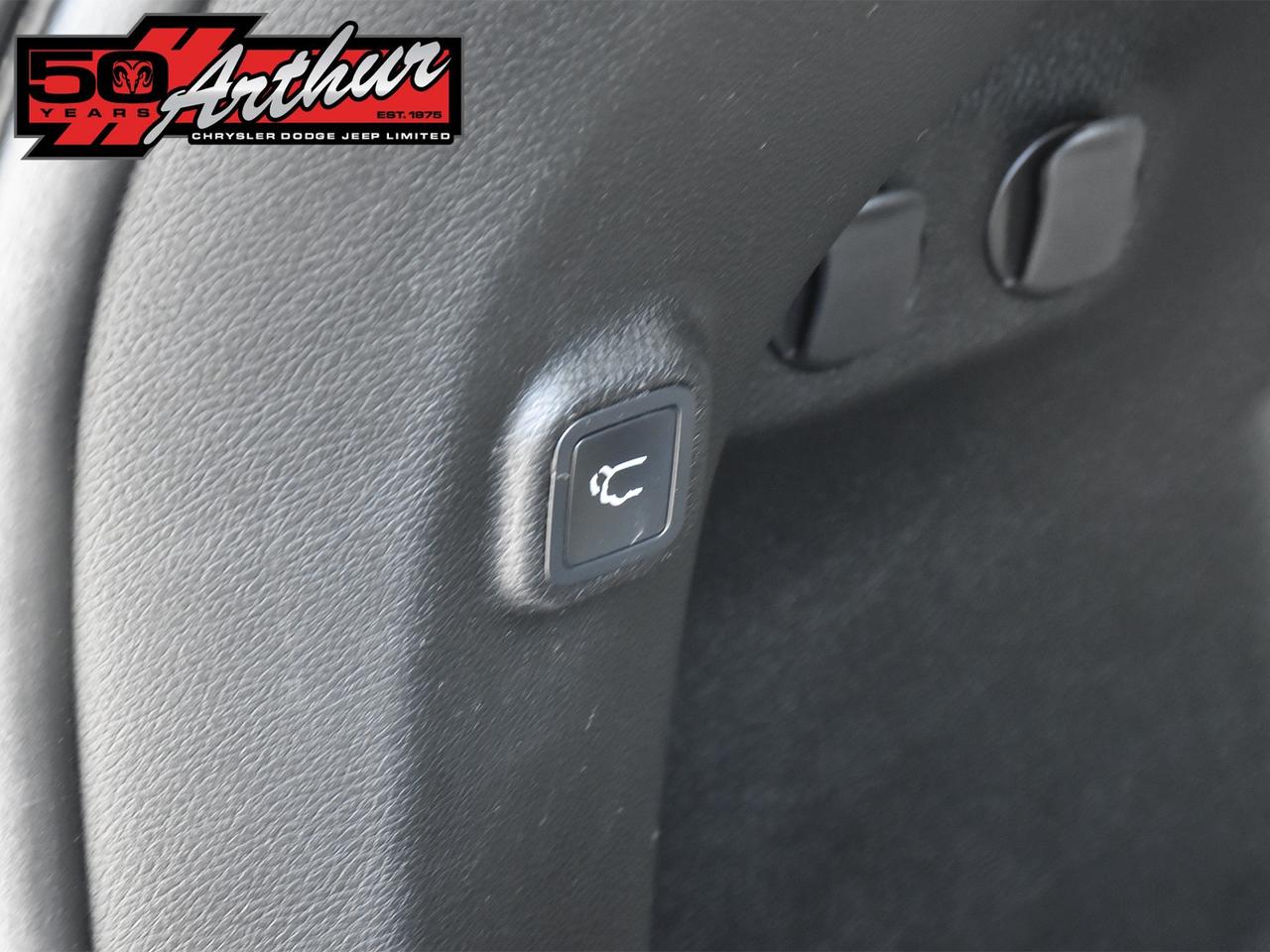 2022 Jeep Cherokee Trailhawk 4X4 Photo