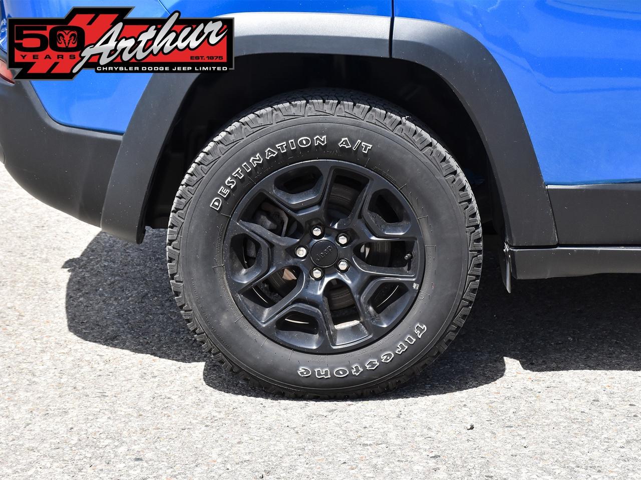 2022 Jeep Cherokee Trailhawk 4X4 Photo