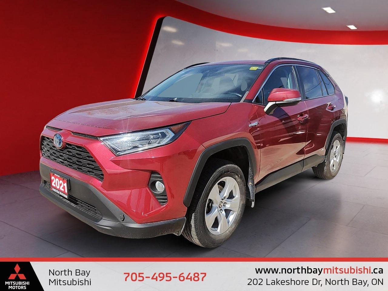2021 Toyota RAV4 Hybrid XLE Photo0