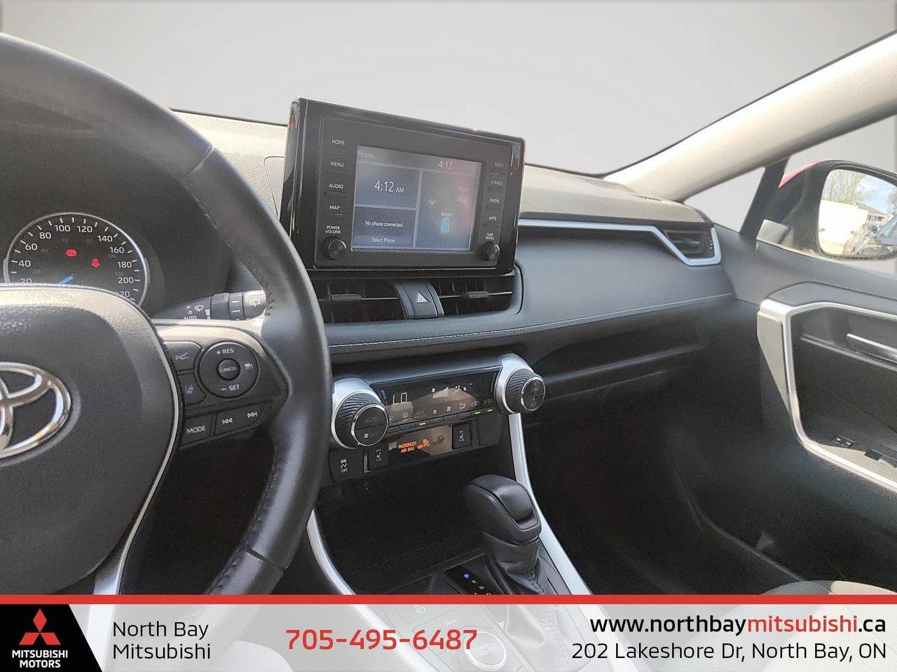 2021 Toyota RAV4 Hybrid XLE Photo