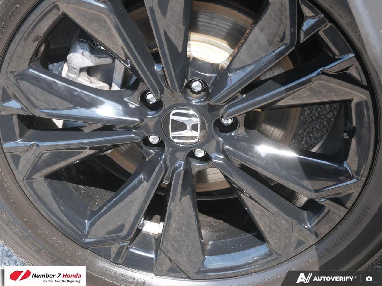 2024 Honda CR-V Hybrid 4DR AWD TOURING Photo