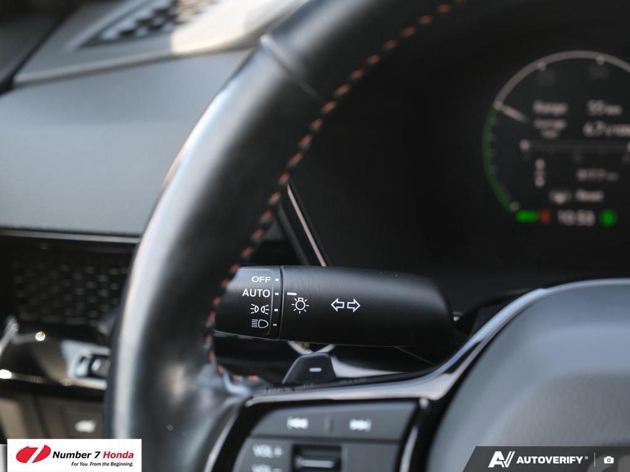 2024 Honda CR-V Hybrid 4DR AWD TOURING Photo