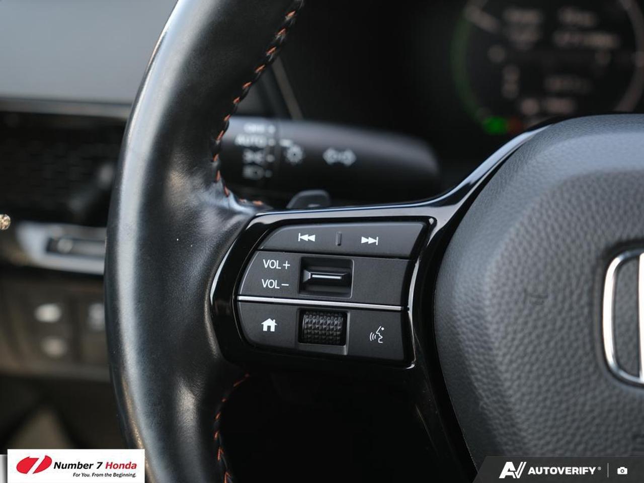 2024 Honda CR-V Hybrid 4DR AWD TOURING Photo