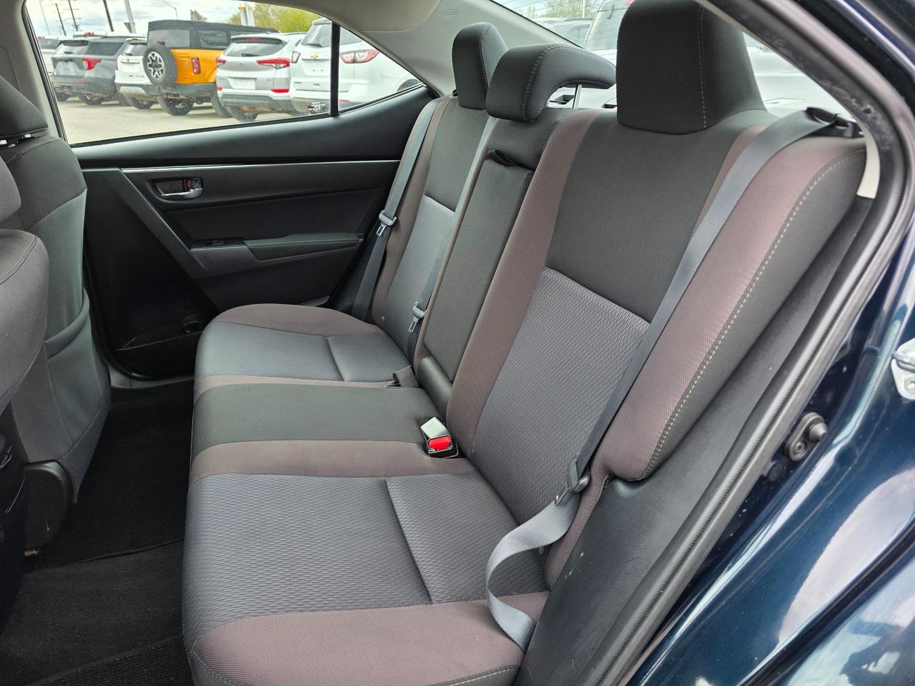 2017 Toyota Corolla LE (CVT) 4dr Sedan Photo