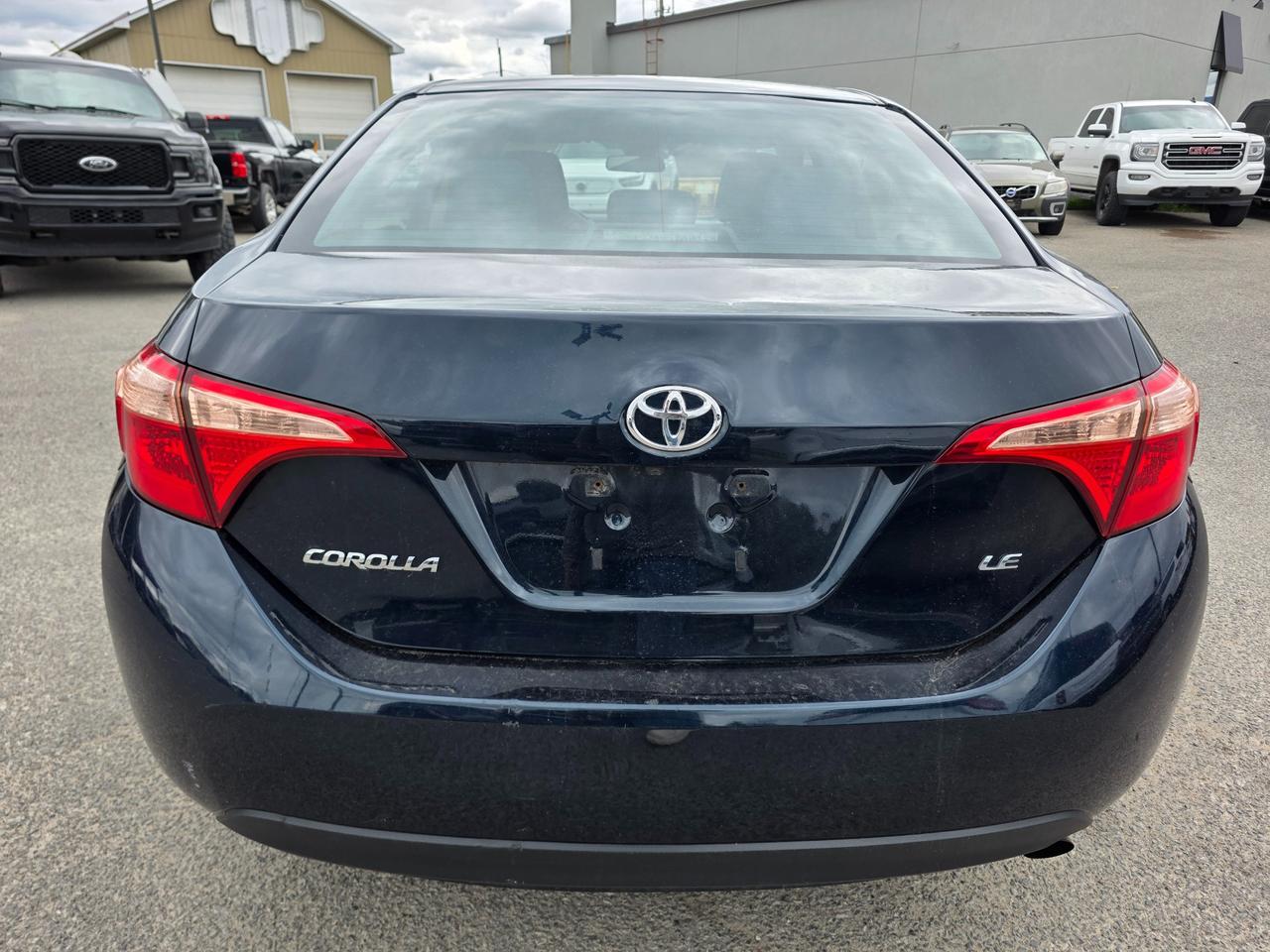 2017 Toyota Corolla LE (CVT) 4dr Sedan Photo
