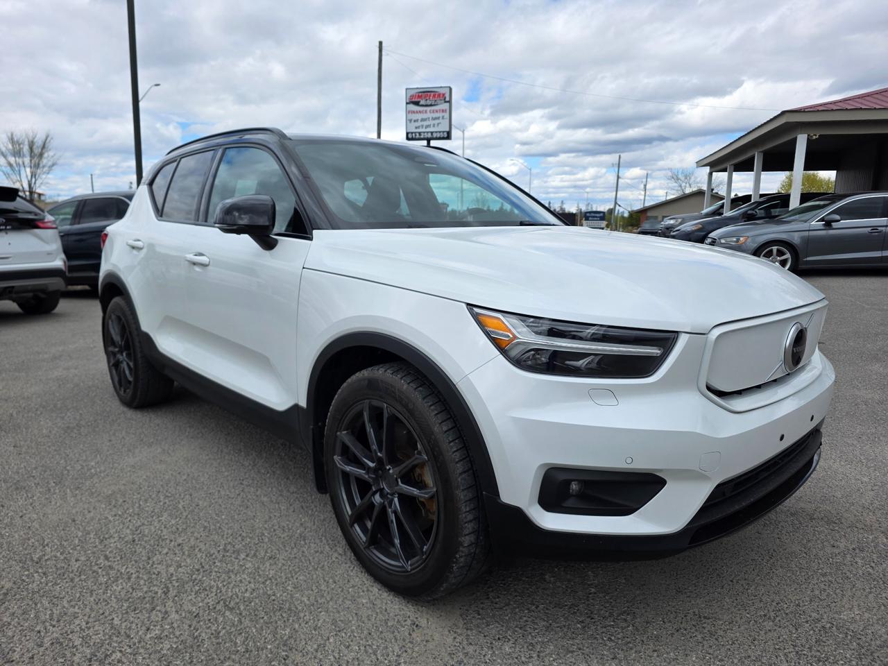2021 Volvo XC40 Recharge Pure Electric P8 4dr All-Wheel Drive Photo0