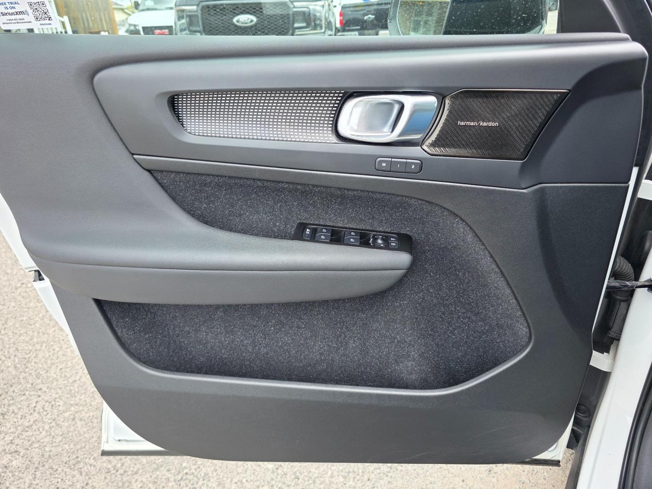 2021 Volvo XC40 Recharge Pure Electric P8 4dr All-Wheel Drive Photo