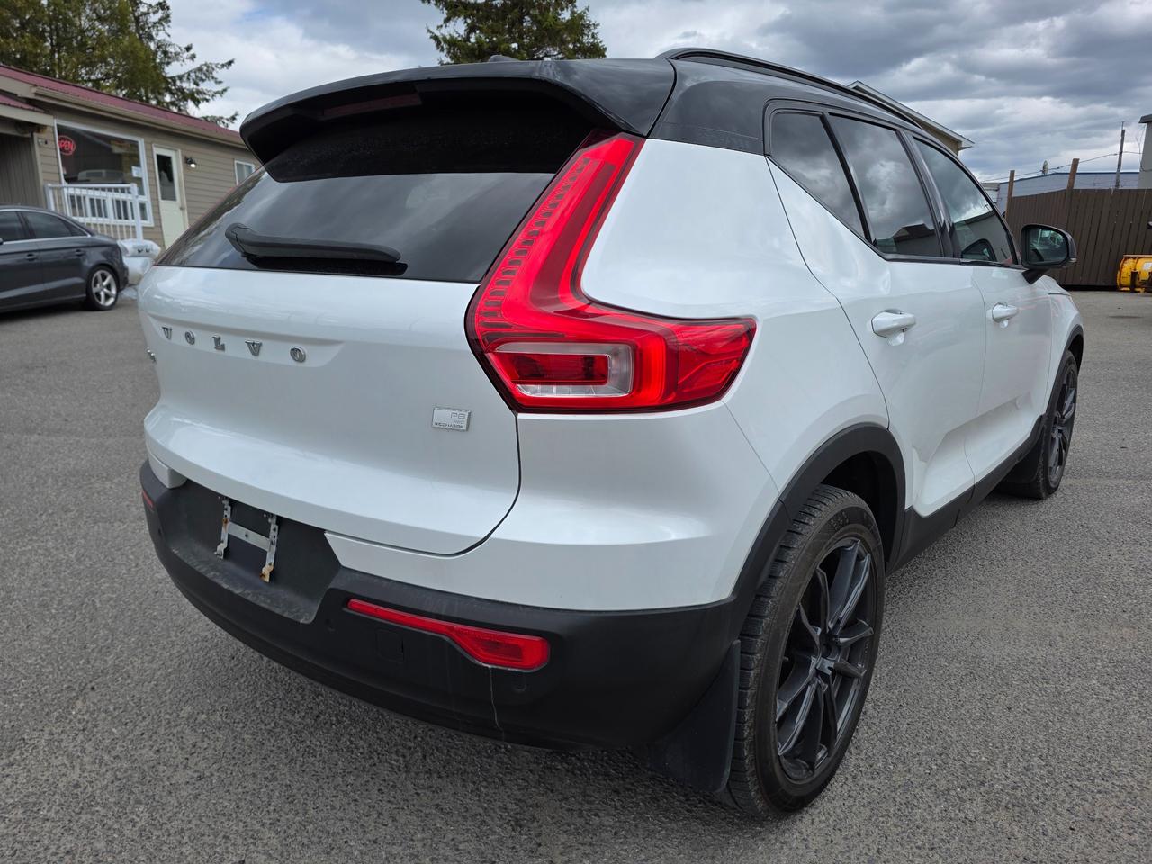 2021 Volvo XC40 Recharge Pure Electric P8 4dr All-Wheel Drive Photo