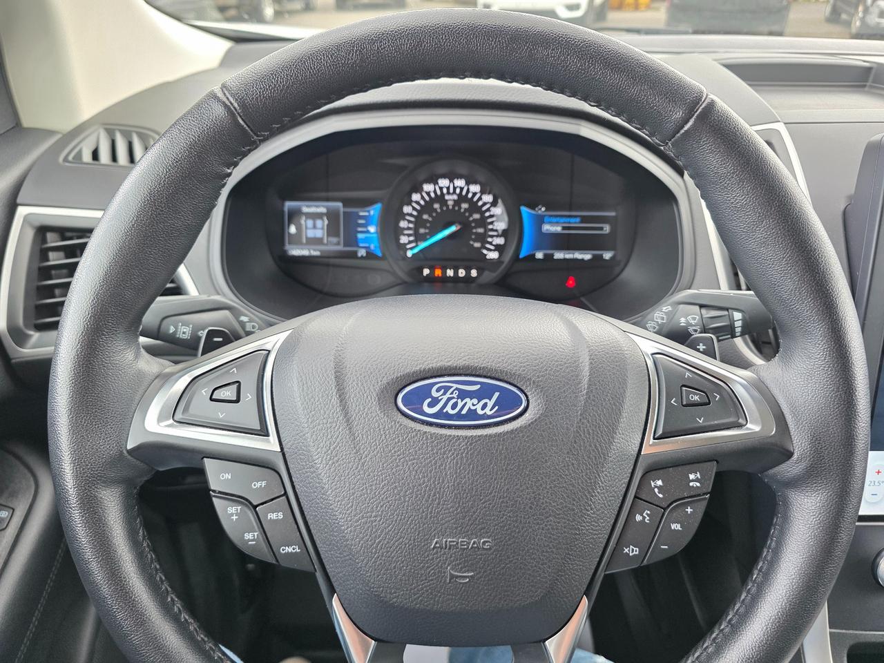 2024 Ford Edge SEL 4dr All-wheel Drive Photo