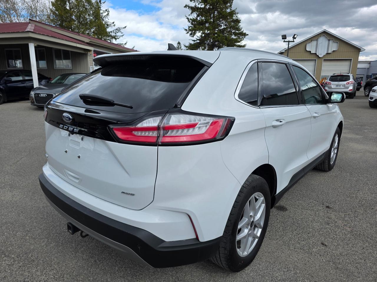 2024 Ford Edge SEL 4dr All-wheel Drive Photo