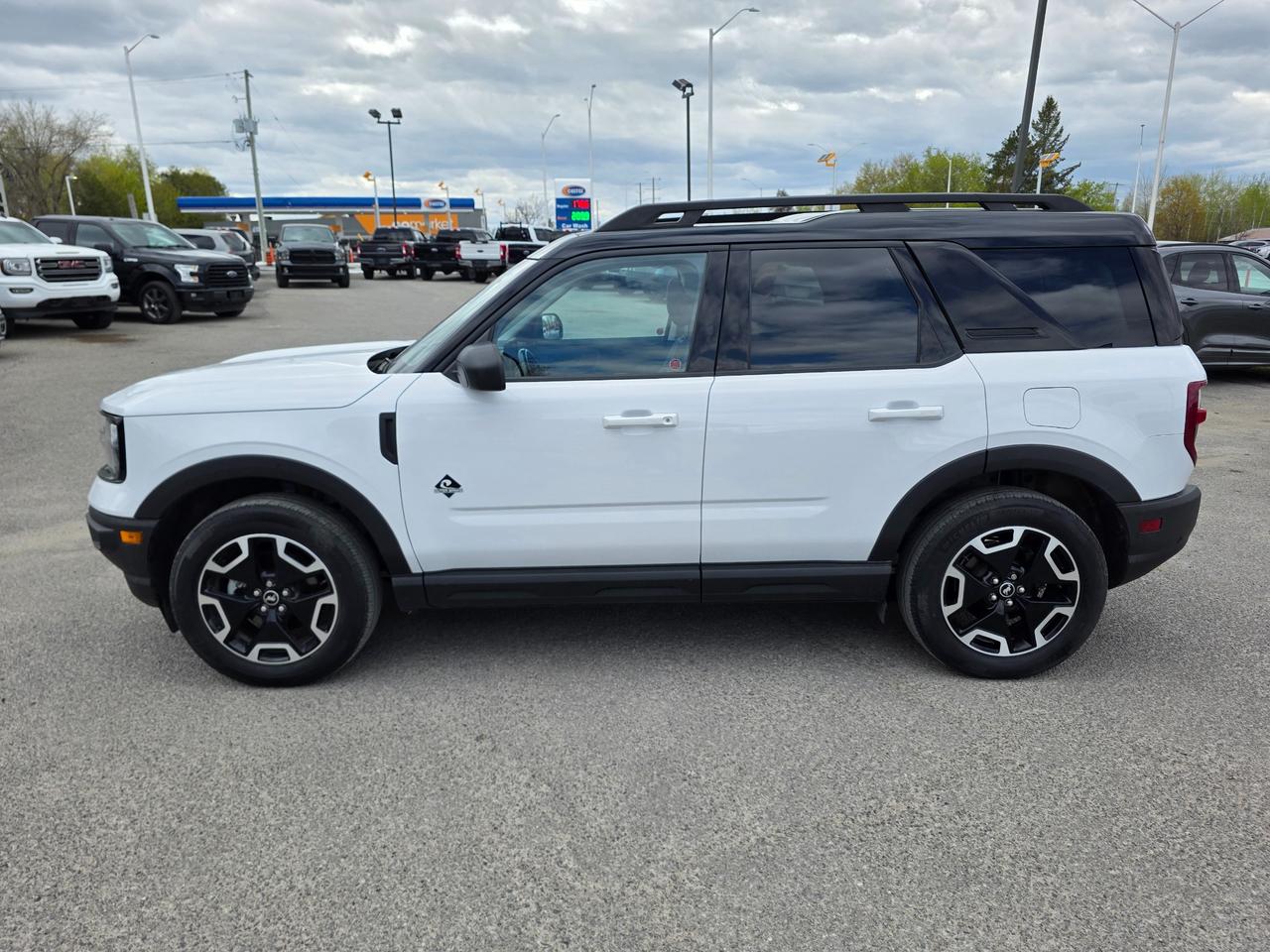 2023 Ford Bronco Sport Outer Banks 4dr 4x4 Photo