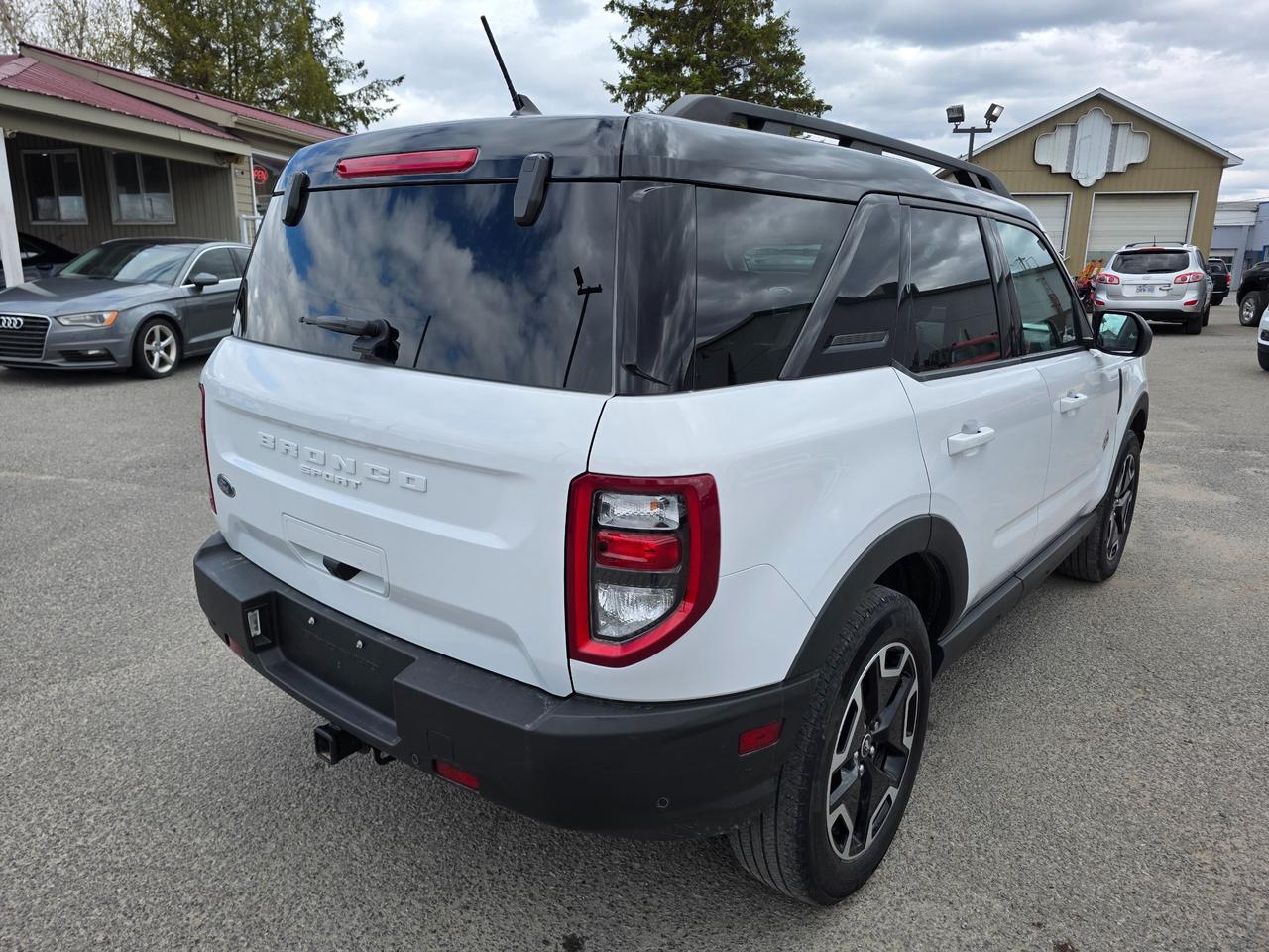 2023 Ford Bronco Sport Outer Banks 4dr 4x4 Photo